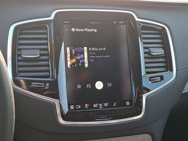 2024 Volvo XC90 Ultimate Bright Theme