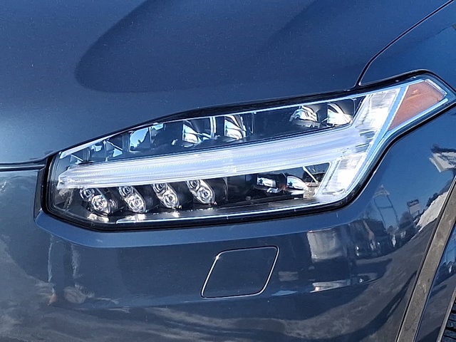 2024 Volvo XC90 Ultimate Bright Theme