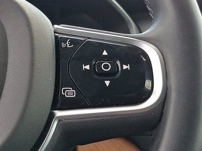 2023 Volvo XC90 Plus