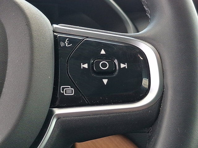 2023 Volvo XC90 Plus