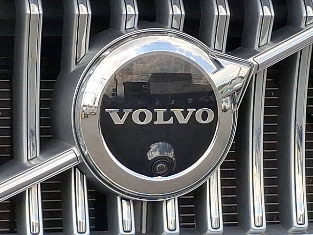 2023 Volvo XC90 Plus