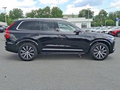 2023 Volvo XC90 Plus