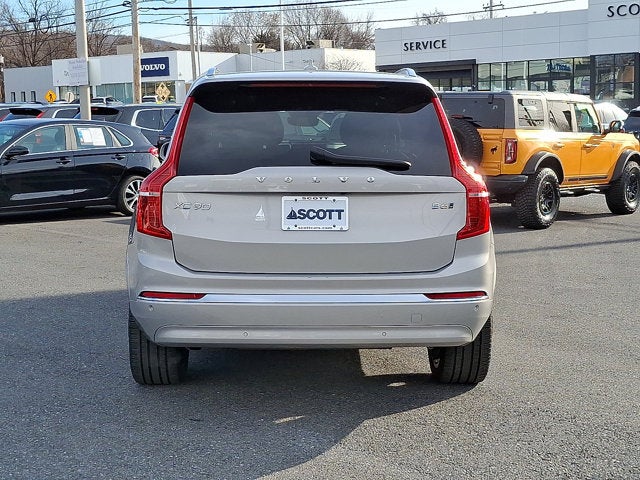 2023 Volvo XC90 Plus