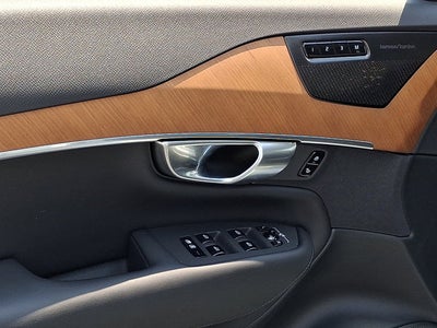 2023 Volvo XC90 Plus