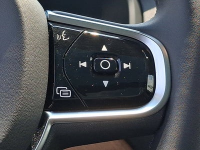 2023 Volvo XC90 Plus