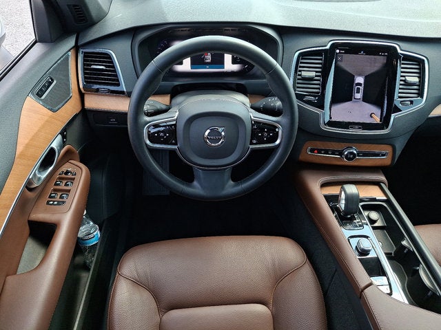 2023 Volvo XC90 Plus