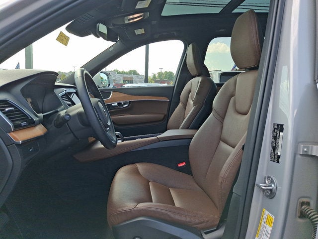 2023 Volvo XC90 Plus