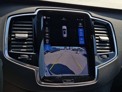 2023 Volvo XC90 Plus