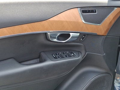 2023 Volvo XC90 Plus