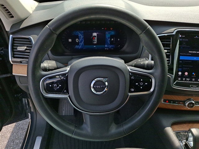 2023 Volvo XC90 Plus