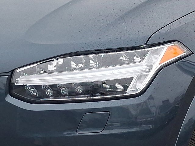 2023 Volvo XC90 Plus