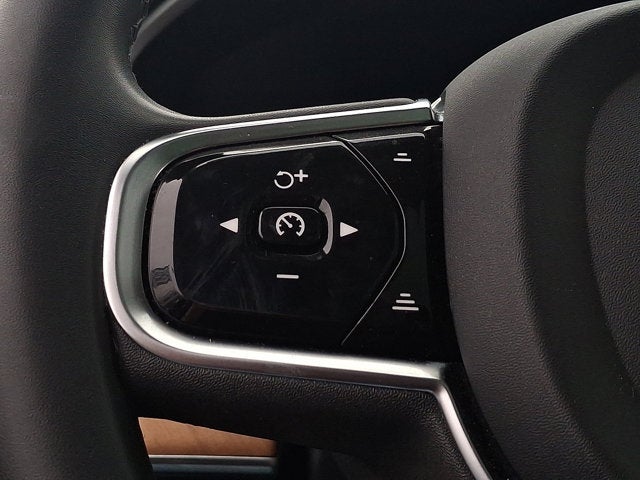 2023 Volvo XC90 Plus