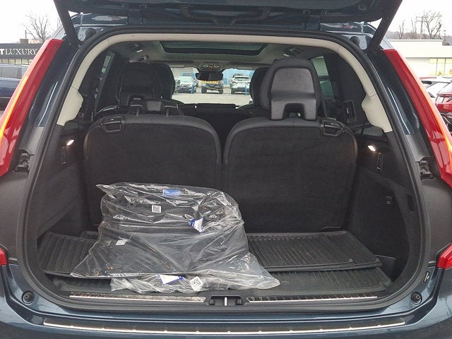 2023 Volvo XC90 Plus