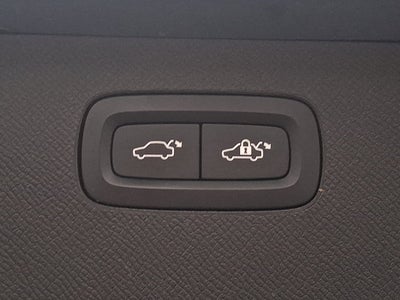 2023 Volvo XC90 Plus