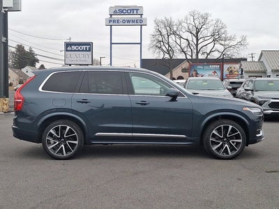 2023 Volvo XC90 Plus