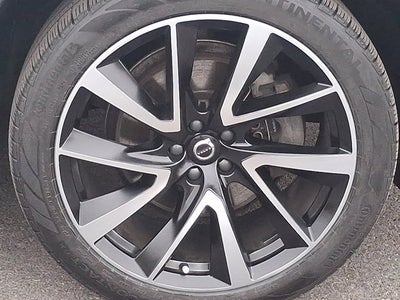 2023 Volvo XC90 Plus