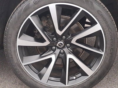 2023 Volvo XC90 Plus