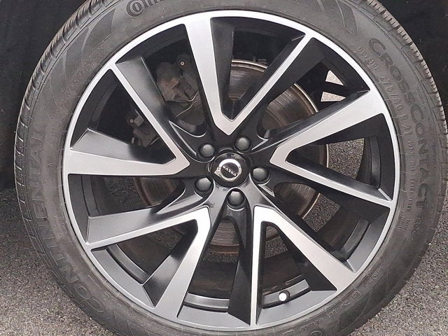 2023 Volvo XC90 Plus