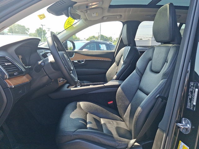 2023 Volvo XC90 Plus