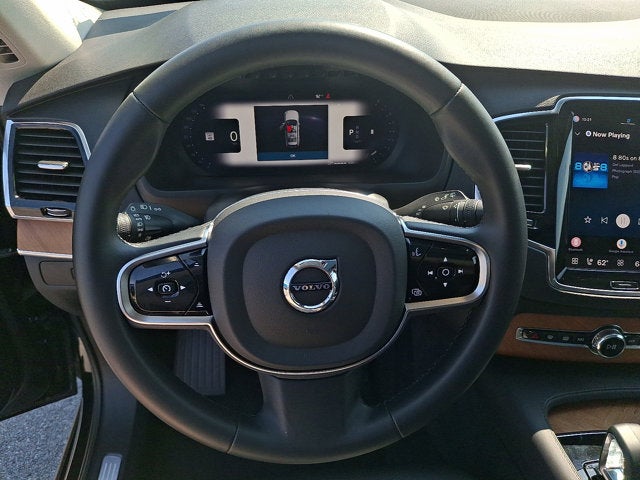 2023 Volvo XC90 Plus