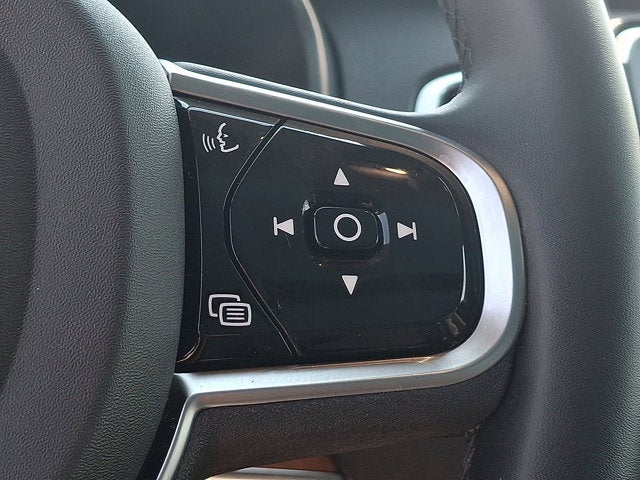 2023 Volvo XC90 Plus