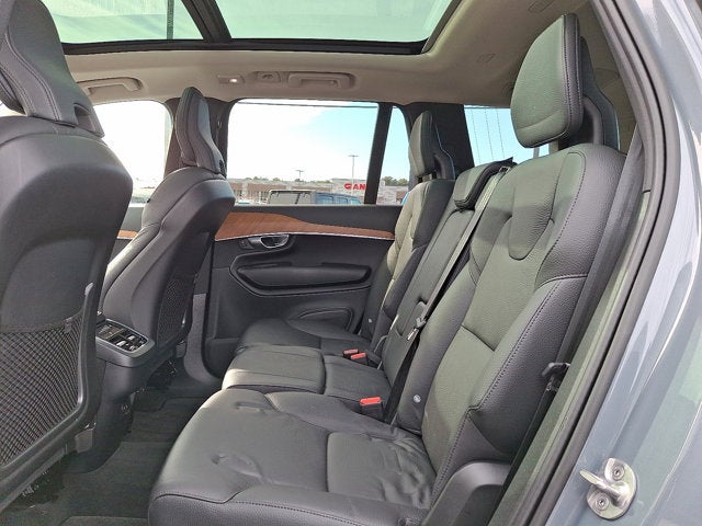 2023 Volvo XC90 Plus