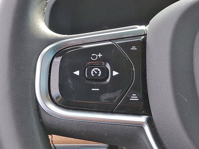 2023 Volvo XC90 Plus