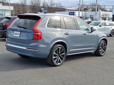 2023 Volvo XC90 Plus