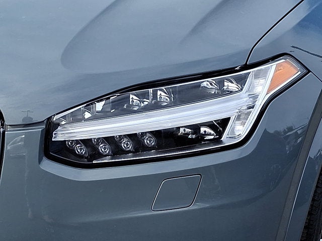 2023 Volvo XC90 Plus