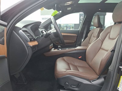 2023 Volvo XC90 Plus