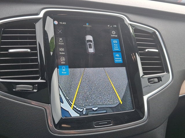 2023 Volvo XC90 Plus
