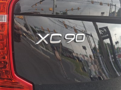2023 Volvo XC90 Plus