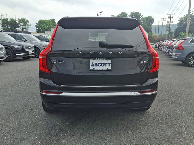 2023 Volvo XC90 Plus