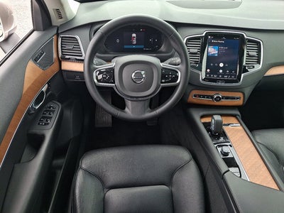 2023 Volvo XC90 Plus