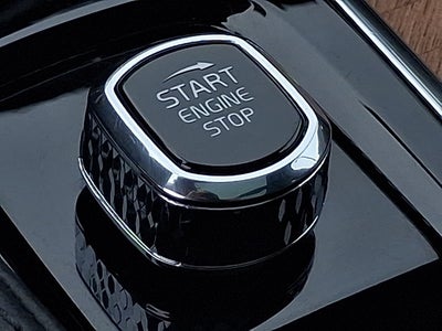 2023 Volvo XC90 Plus
