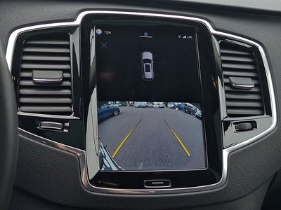 2023 Volvo XC90 Plus