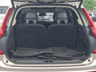 2023 Volvo XC90 Plus