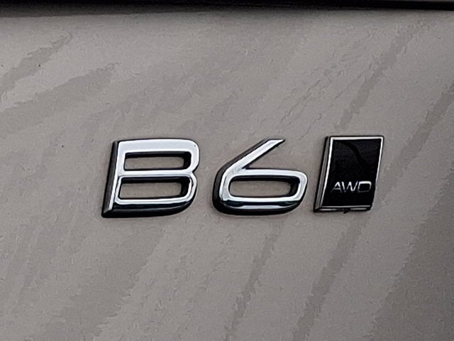 2023 Volvo XC90 Plus
