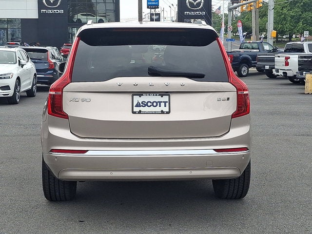 2023 Volvo XC90 Plus