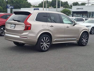 2023 Volvo XC90 Plus