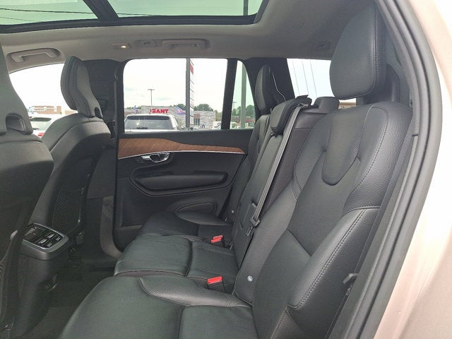 2023 Volvo XC90 Plus