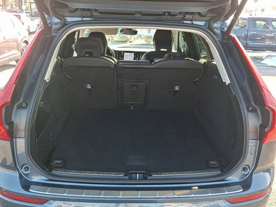 2023 Volvo XC60 Ultimate Bright Theme