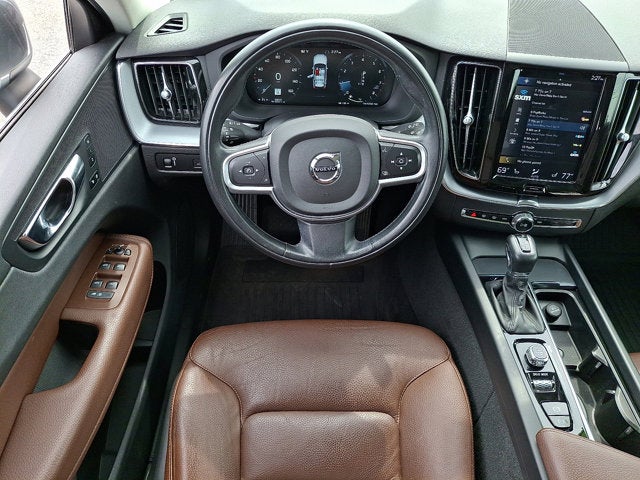 2020 Volvo XC60 Momentum