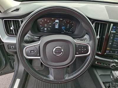 2020 Volvo XC60 Momentum