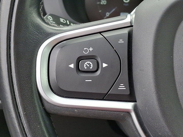 2020 Volvo XC60 Momentum