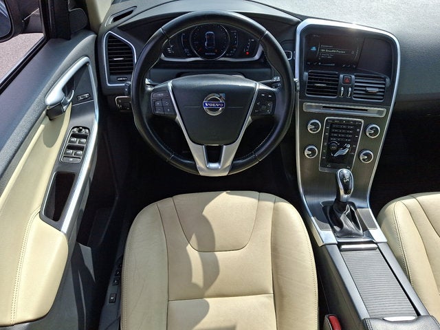 2016 Volvo XC60 T5 Premier