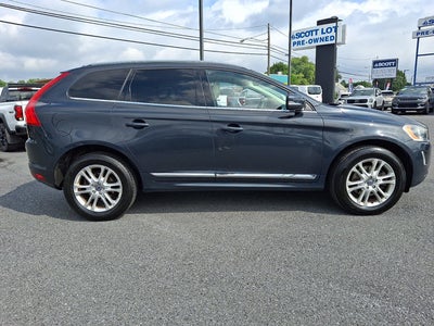 2016 Volvo XC60 T5 Premier