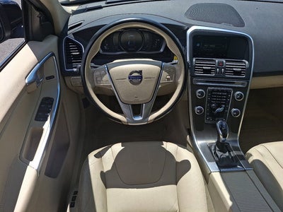 2015 Volvo XC60 T5 Platinum