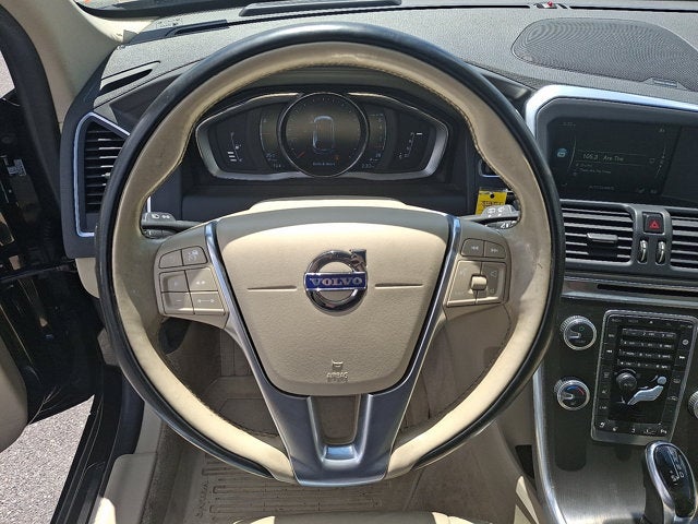 2015 Volvo XC60 T5 Platinum