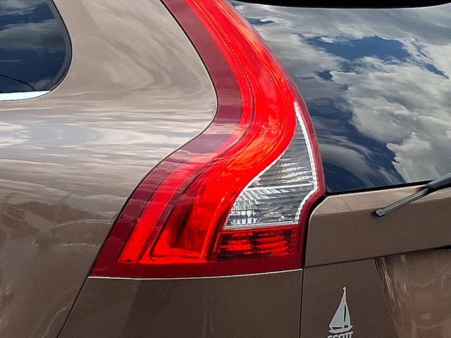 2010 Volvo XC60 T6